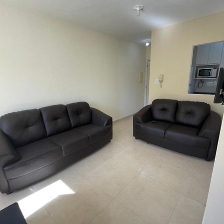 Apartamento Pratico A 850 Metros Da Praia Da Martim De Sa Caraguatatuba Exterior photo
